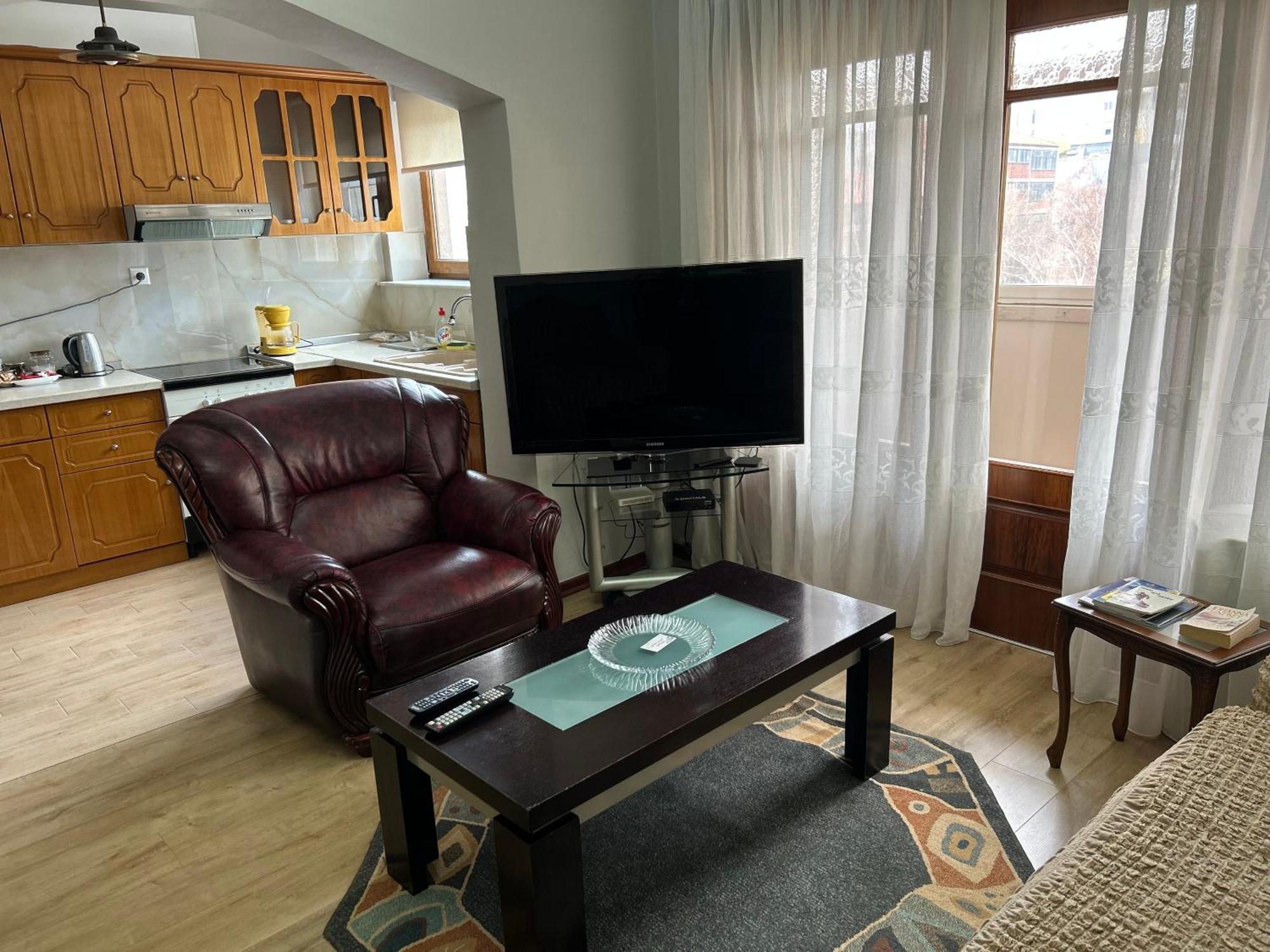Stela'S Apartment Корча Екстер'єр фото